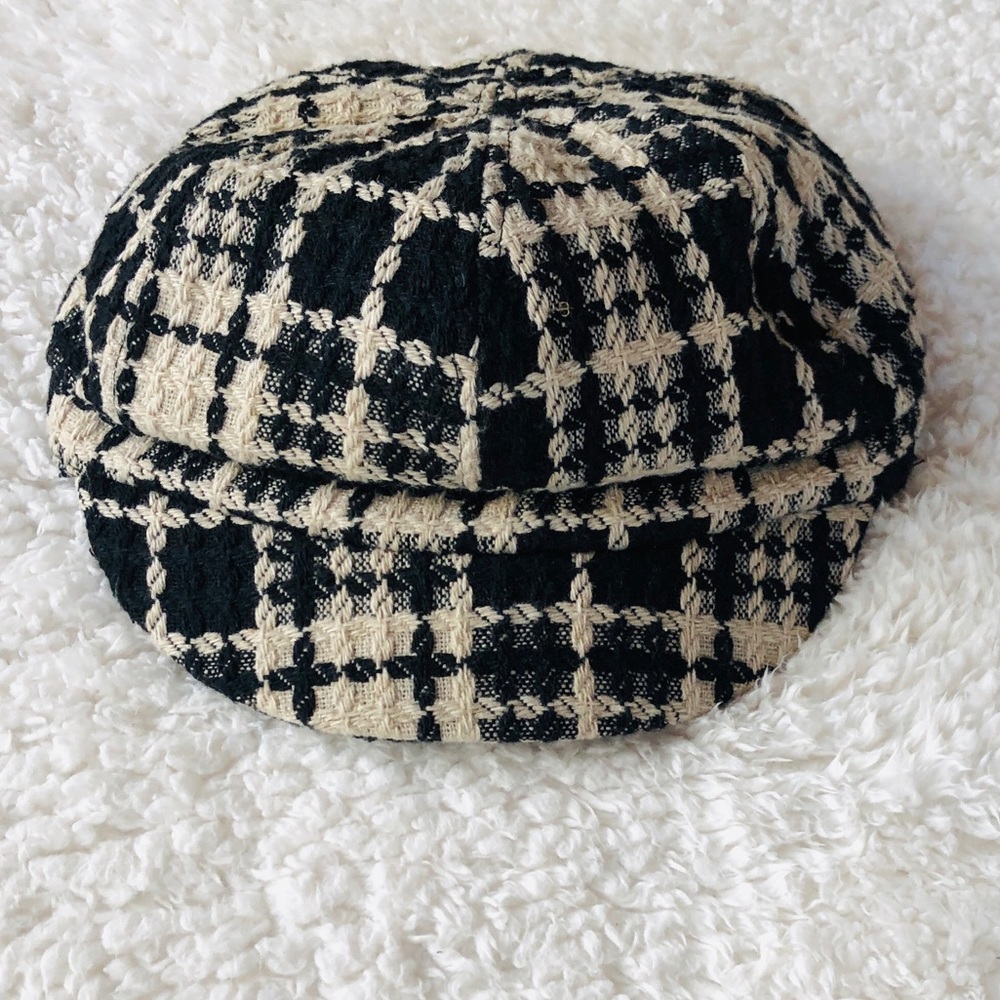 Black & White Hat